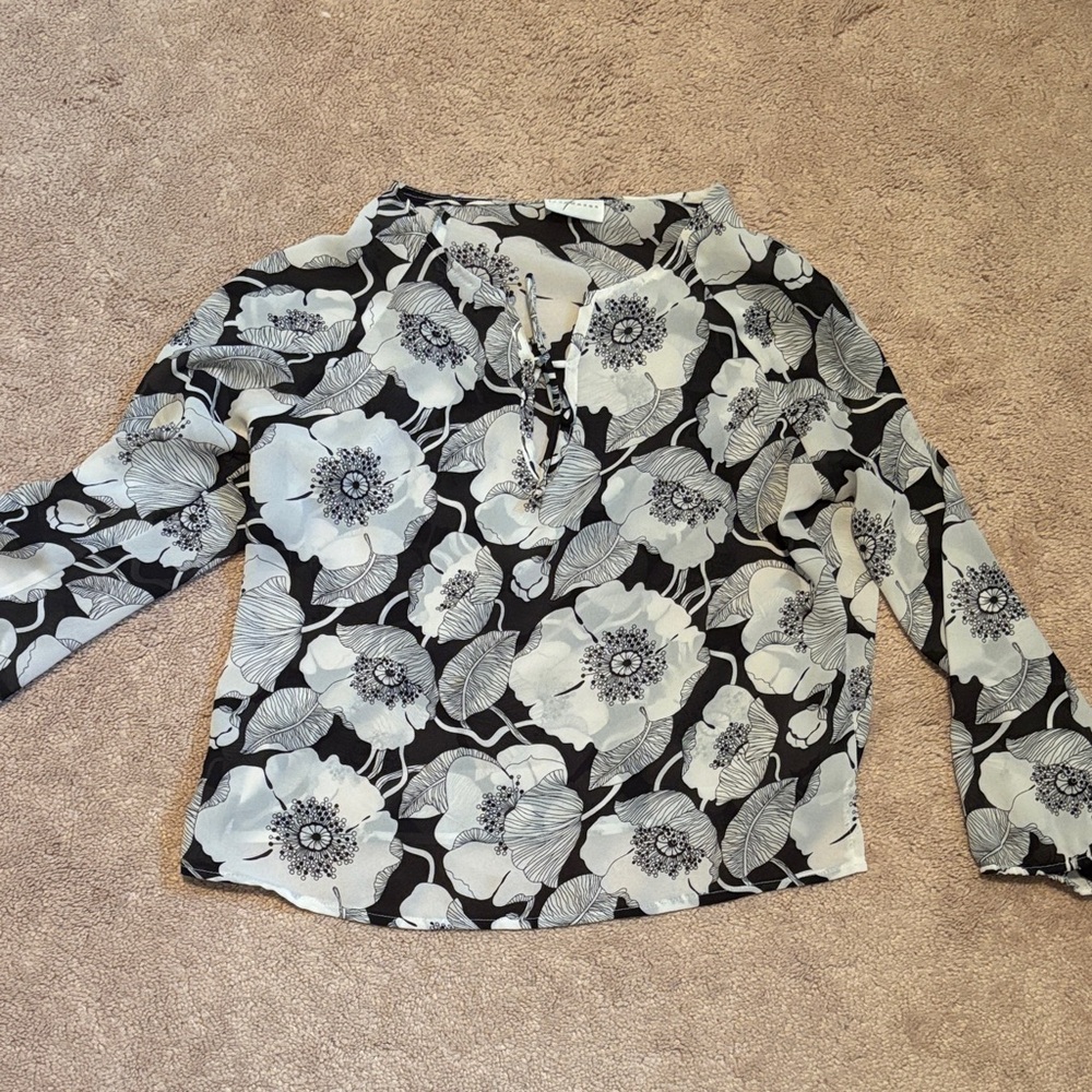Chic Black and White Floral Blouse